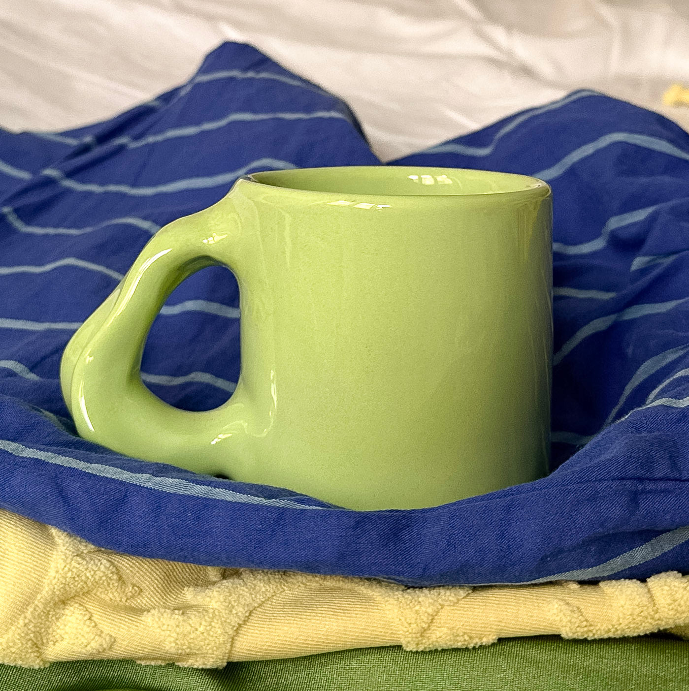 Oyster Pistachio Mug