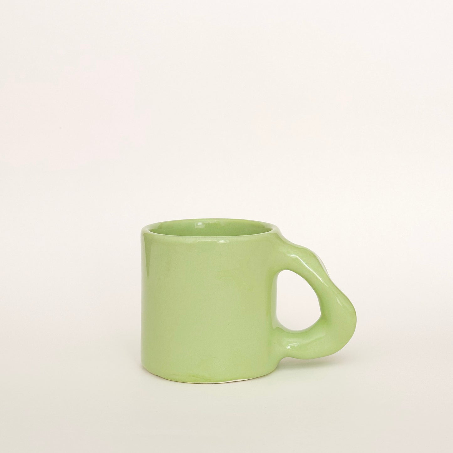 Oyster Pistachio Mug
